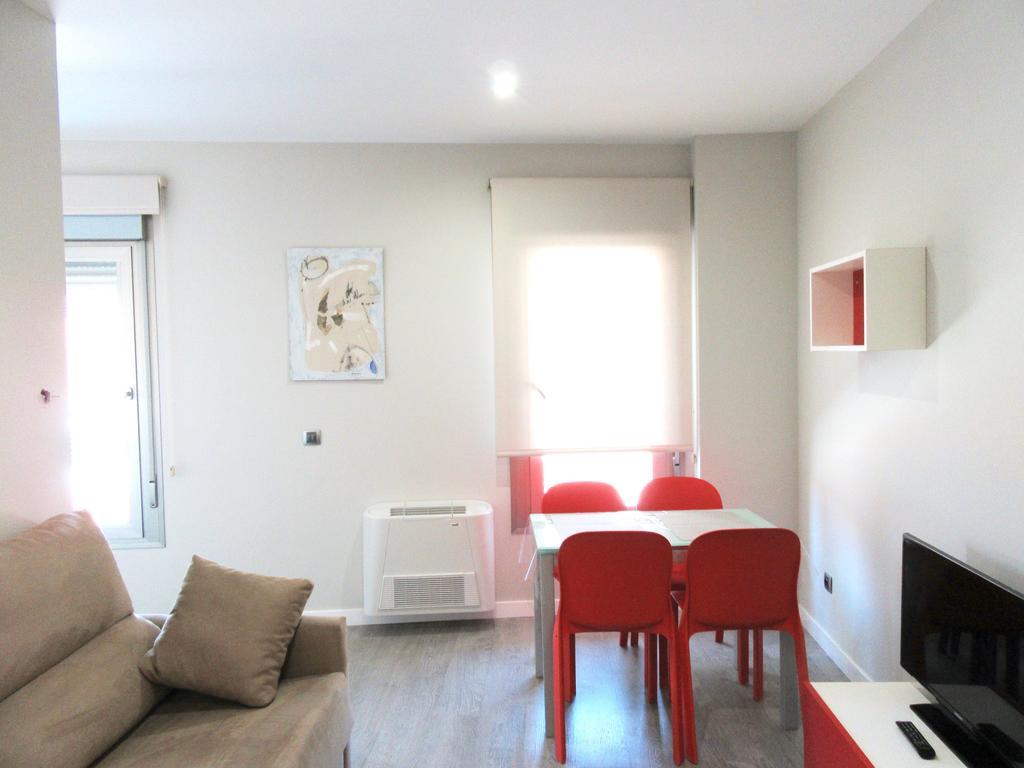 Apartamentos Eleden Toledo Buitenkant foto